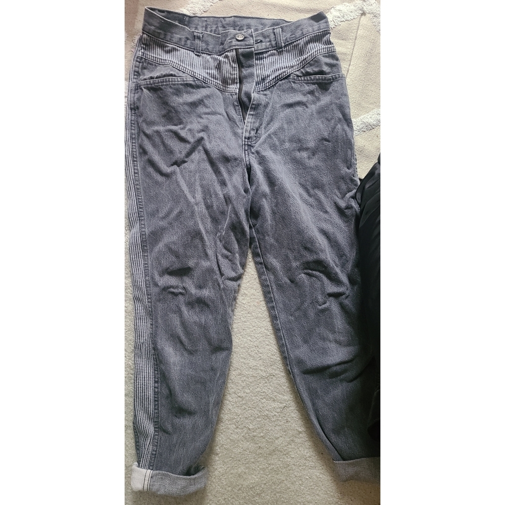 vintage 1980's sunset blues by chic high-waisted striped gray jeans. USA-made